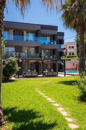 thumbnail: Exterior