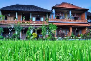 thumbnail: Exterior
