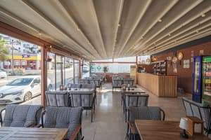 thumbnail: Bar (on property)