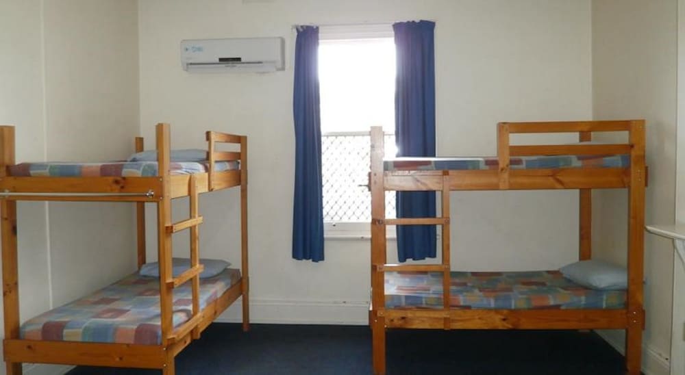 Restaurant-cafeteria