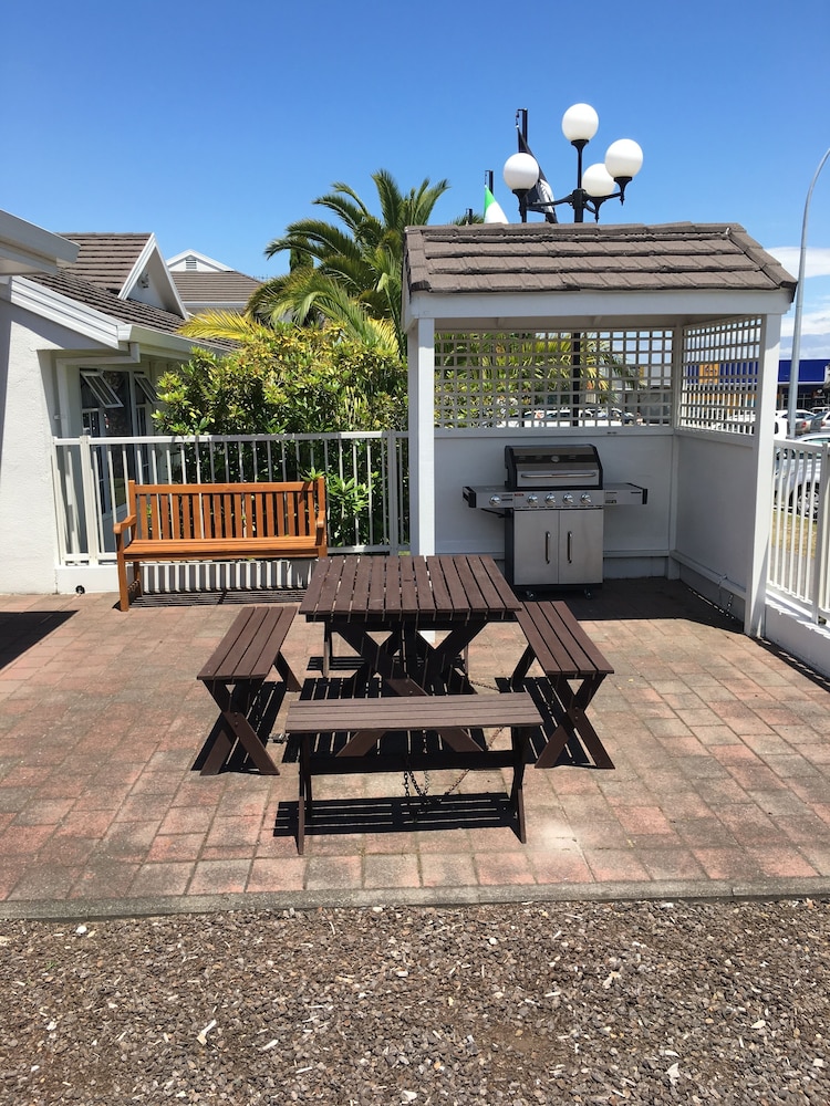 BBQ/picnic area