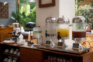 thumbnail: Breakfast buffet
