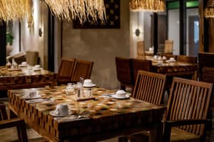 thumbnail: Restaurant