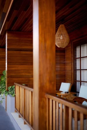 thumbnail: Balcony