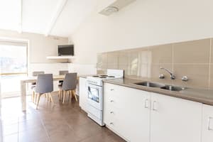 thumbnail: Dining room