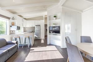 thumbnail: Living area