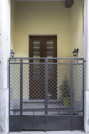 thumbnail: Exterior