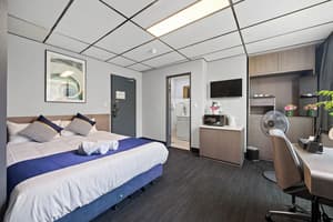 thumbnail: Room