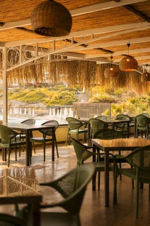 thumbnail: Restaurant-cafeteria