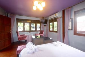 thumbnail: Room