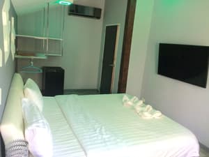 thumbnail: Room