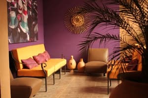 thumbnail: Lobby sitting area