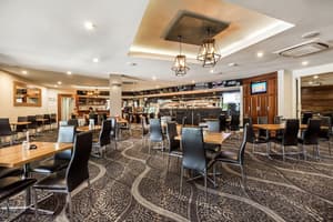 thumbnail: Restaurant