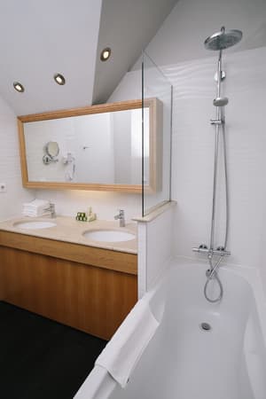 thumbnail: Bathroom
