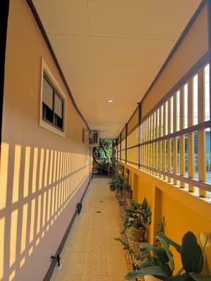 thumbnail: Exterior