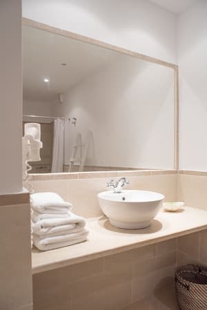 thumbnail: Bathroom sink