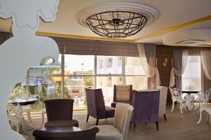 thumbnail: Lobby sitting area