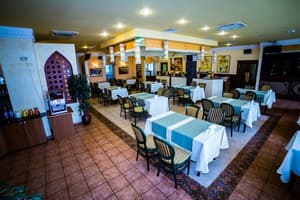 thumbnail: Restaurant
