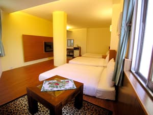thumbnail: Room