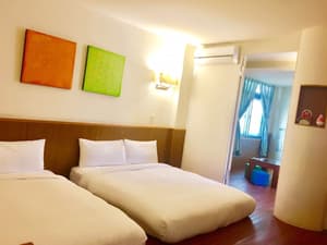 thumbnail: Room