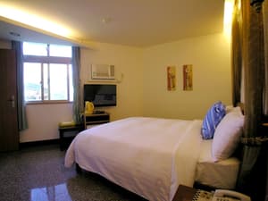 thumbnail: Room