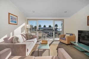 thumbnail: Living area