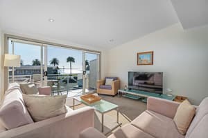 thumbnail: Living area