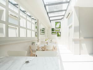 thumbnail: Bar (on property)