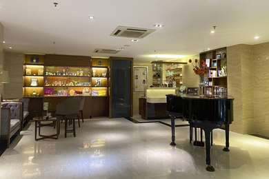 On-Site,Lobby