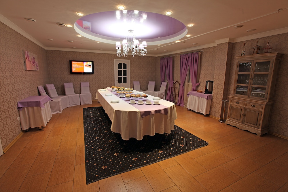In-room business center