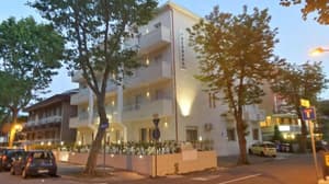 thumbnail: Exterior