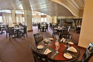 thumbnail: Restaurant