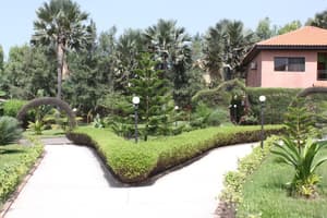 thumbnail: Property grounds