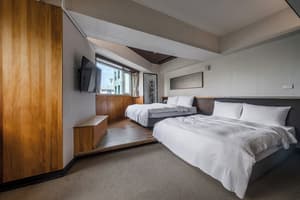 thumbnail: Room