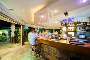 thumbnail: Poolside bar