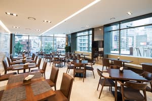 thumbnail: Breakfast area
