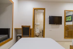 thumbnail: Room