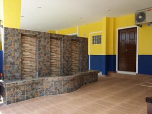 thumbnail: Property entrance