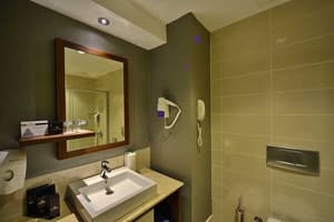 thumbnail: Bathroom
