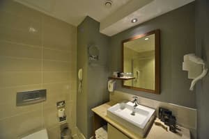 thumbnail: Bathroom
