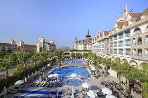 thumbnail: Outdoor pool