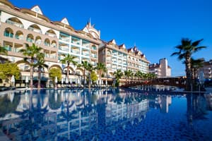 thumbnail: Outdoor pool