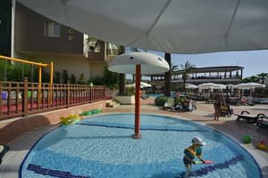 thumbnail: Children's pool