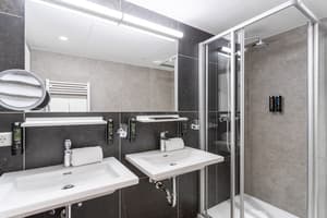 thumbnail: Bathroom