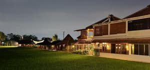 thumbnail: Front of property