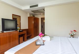 thumbnail: Room