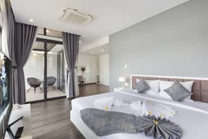 thumbnail: Room