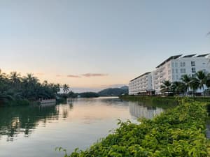 thumbnail: Exterior