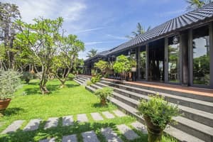 thumbnail: Garden