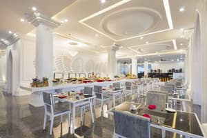 thumbnail: Breakfast area